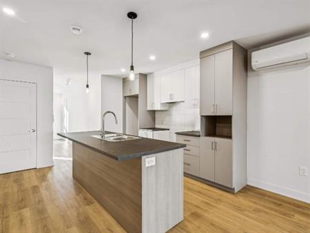2 CH - 1 SDB - Salaberry-de-Valleyfield - $1,425 /mo