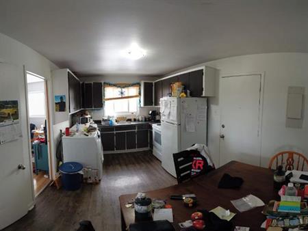 3 CH - 1 SDB - Québec - $1,296 /mo