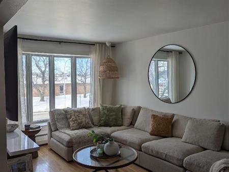 LOGEMENT 5 1/2 À LOUER À SAINT-LÉONARD