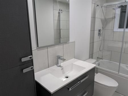 Spacieux Et Lumineux 4 ½