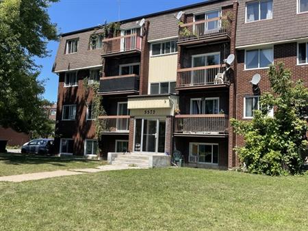 FABREVILLE- BEAU GRAND 5 ½ A LOUER (