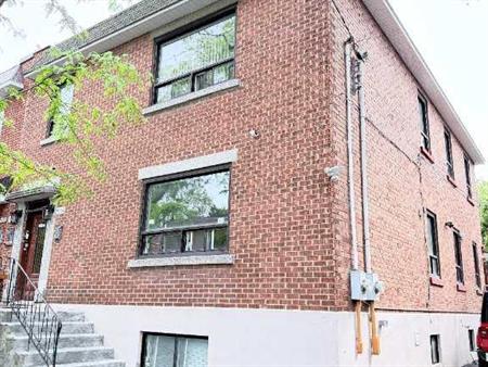 Très beau 6 1/2, 3 chambres + bureau fermé, 2e étage, thermopompe, Ahuntsic