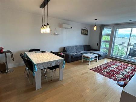 Condo 4 1/2 a louer