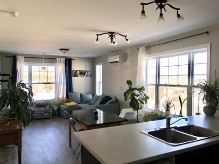4-1/2 style Condo UdeS Lac des Nations 1er septembre