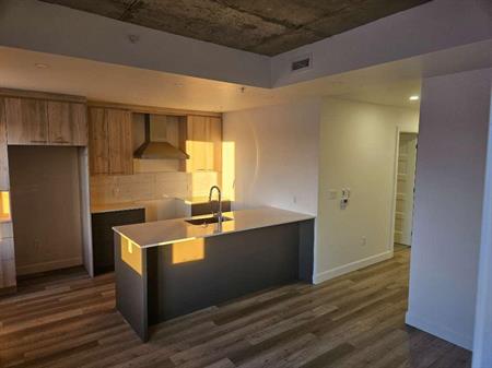 🏠 Cession de bail – Condo locatif 2½ | Disponible 1er juillet - 1er mois GRATUIT (Juillet)