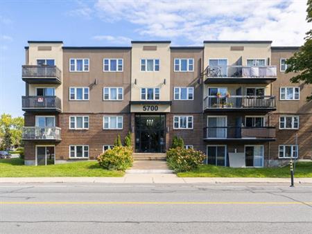 Magnifique appartement 4 ½ a louer a Saint-Hubert pour le 1er Juillet