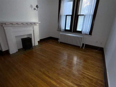 1 CH - 1 SDB - Westmount - $1,195 /mo