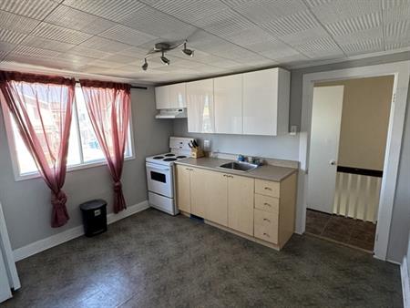 2 Chambre Hull Central