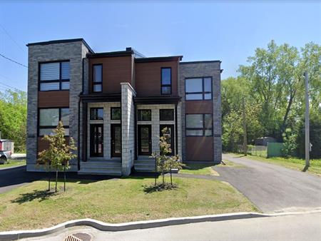 Juillet, Appartement Gatineau
