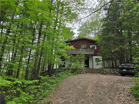 Affordable Summer Escape, 5 bedroom, Mont Ste Marie
