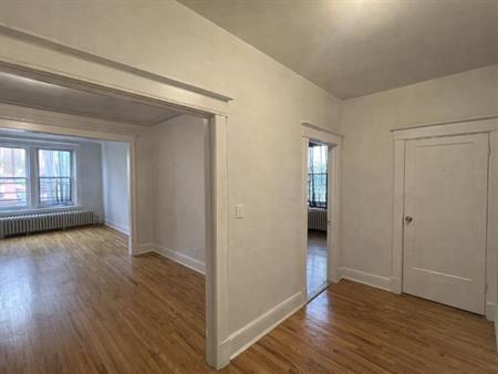 4.5 Apartment Available For July 2026 - A louer • For Rent