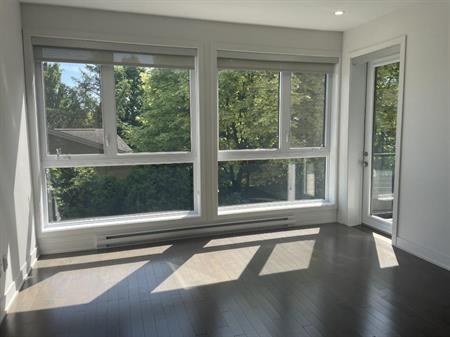 Condo 2 chambres et 2 salles de bain - 12e mois gratuit