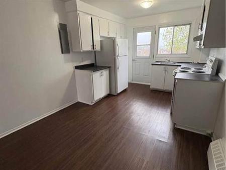 2 CH - 1 SDB - Montréal - $1,695 /mo