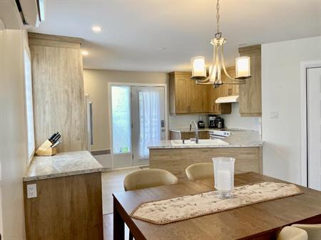 Grand 5 ½ rénové – Style condo – Fabreville – 1er étage Triplex – 1950 $/mois