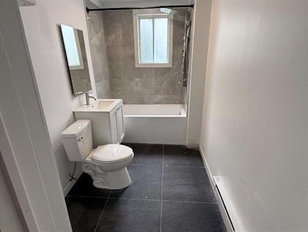 Logement à louer 5-1/2
