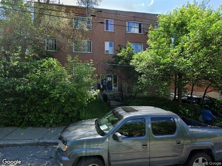 2 Chambres - 4750 Avenue Linton, Montréal