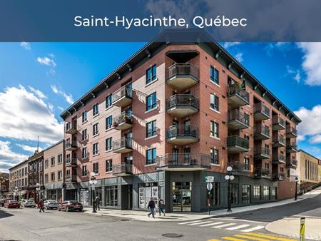 2 Bedroom Available At 1600 Des Cascades Street West - 1600 Des Cascades Street West, Saint-Hyacinthe