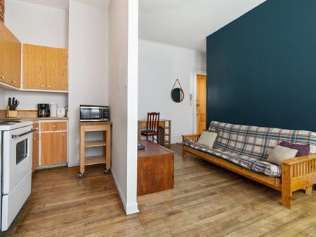 78 Rue Saint-Louis #3