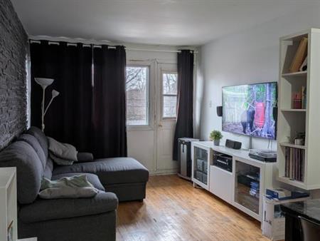 4½ bien aménagé – Pointe-aux-Trembles – 1 100$ – Internet inclus