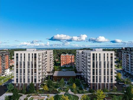 Montréal – Hemisphere, condo 4 1/2 haut de gamme à Pointe-Claire