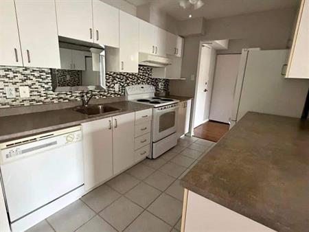 2 CH - 1 SDB - Gatineau - $1,575 /mo
