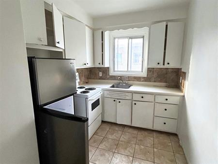 1 CH - 1 SDB - Montréal - $1,395 /mo