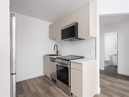 1 CH - 1 SDB - Montréal - $1,445 /mo