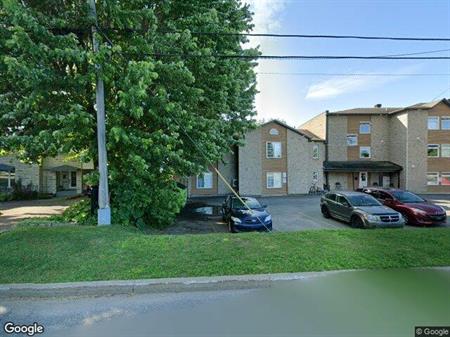 1 CH - 1 SDB - Trois-Rivières - $700 /mo