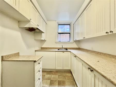 3.5 MONTCALM