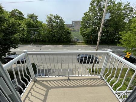 4 1/2, Ahuntsic-Cartierville