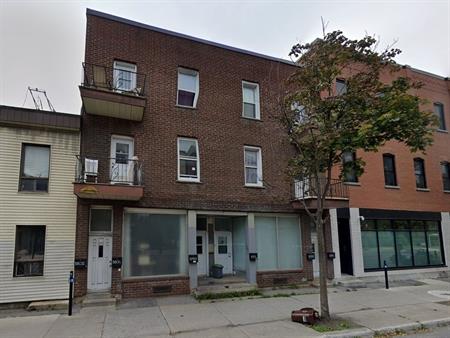 3 CH - 1 SDB - Montréal - $1,800 /mo