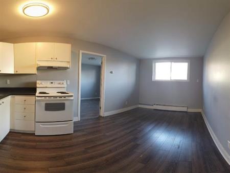 1 CH - 1 SDB - Québec - $876 /mo