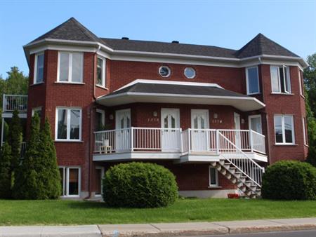 St-Romuald (Lévis), magnifique 4 ½ style condo - 15 août 2026