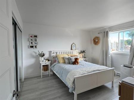 Appartement 4 chambres 1 salle de bain