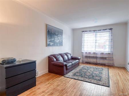 À louer – Grand 4½ disponible pour juillet Van Horne, Cote des Neiges