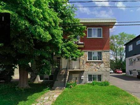 🏡Grand 5 1/2 à Longueuil – 3 chambres – Disponible 1er août 2026 – 1 600$ca - Rive-Sud Montréal