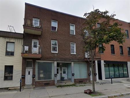 3 CH - 1 SDB - Montréal - $1,800 /mo