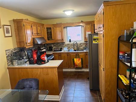 Appartement de 3 chambre avec 1 salle de bain