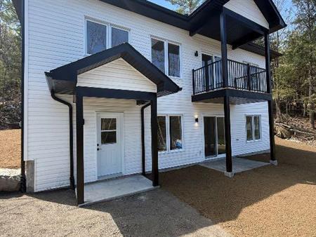 Logement neuf 3 chambres à louer Val-des-Monts