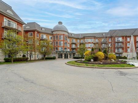 4 1/2 Immeuble prestigieux 55+ Services complets Mtl - appartement / logement à louer Montréal Sainte-Geneviève
