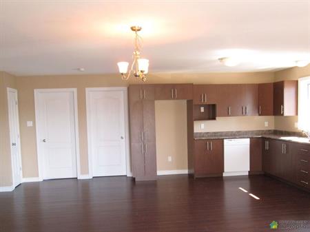 Appartement 4 1/2, à Aylmer (Gatineau)