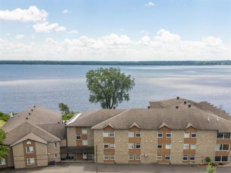 1 CH - 1 SDB - Trois-Rivières - $700 /mo