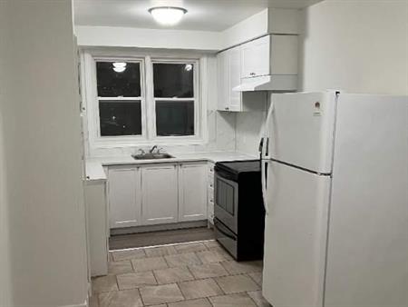 4.5 Apartment Available For July 2026 - A louer • For Rent