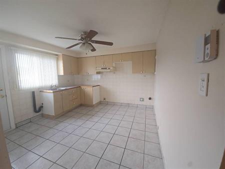 Appartement à louer - 4 1/2 - Disponible