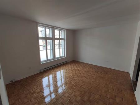 4 ½, 2 Chambres, Centre-sud, Près UQAM