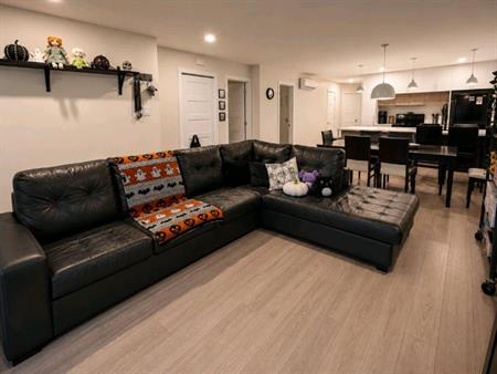 🏡 Condo récent 3 chambres à Granby | 1 400 $ | Disponible 1er juillet