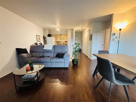 Appartement de 2 chambres et 1 salle de bain