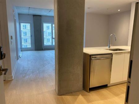 2 CH - 1 SDB - Montreal - $2,150 /mo