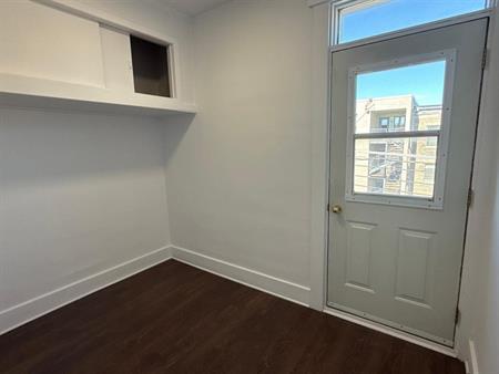 2 Beds 1 Bath - 3466 Rue De Verdun, Montréal