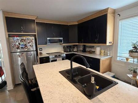 Logement Sur 2 étages Dans Une Maison